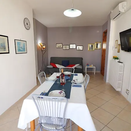 Appartement Casa Vacanze Elda A Otranto 4/5 Posti